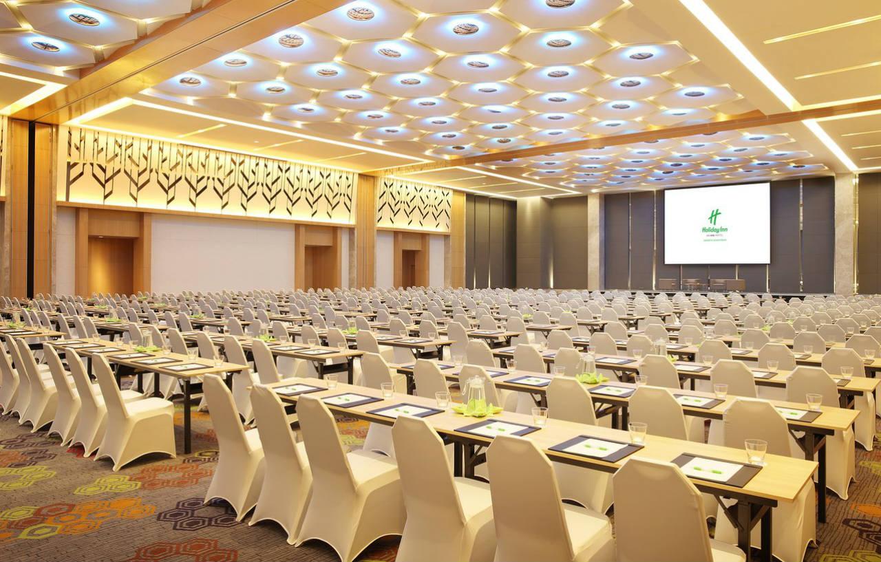 Doubletree By Hilton Jakarta Kemayoran Екстериор снимка